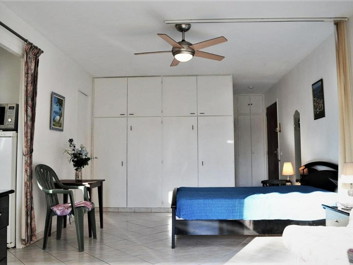 Studio Climatise Au Lavandou Avec Terrasse, Parking Et Environnement Calme - 3 Couchages - Fr-1-251-167 Le Lavandou Exterior foto